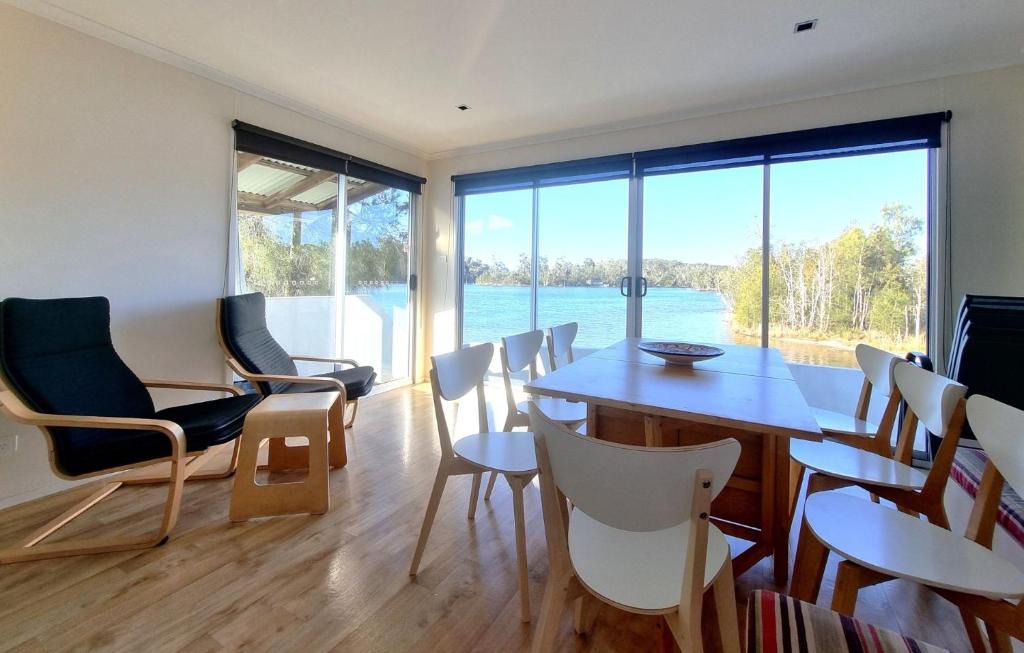 Lake Conjola House | Cabin 44 - Lake Conjola