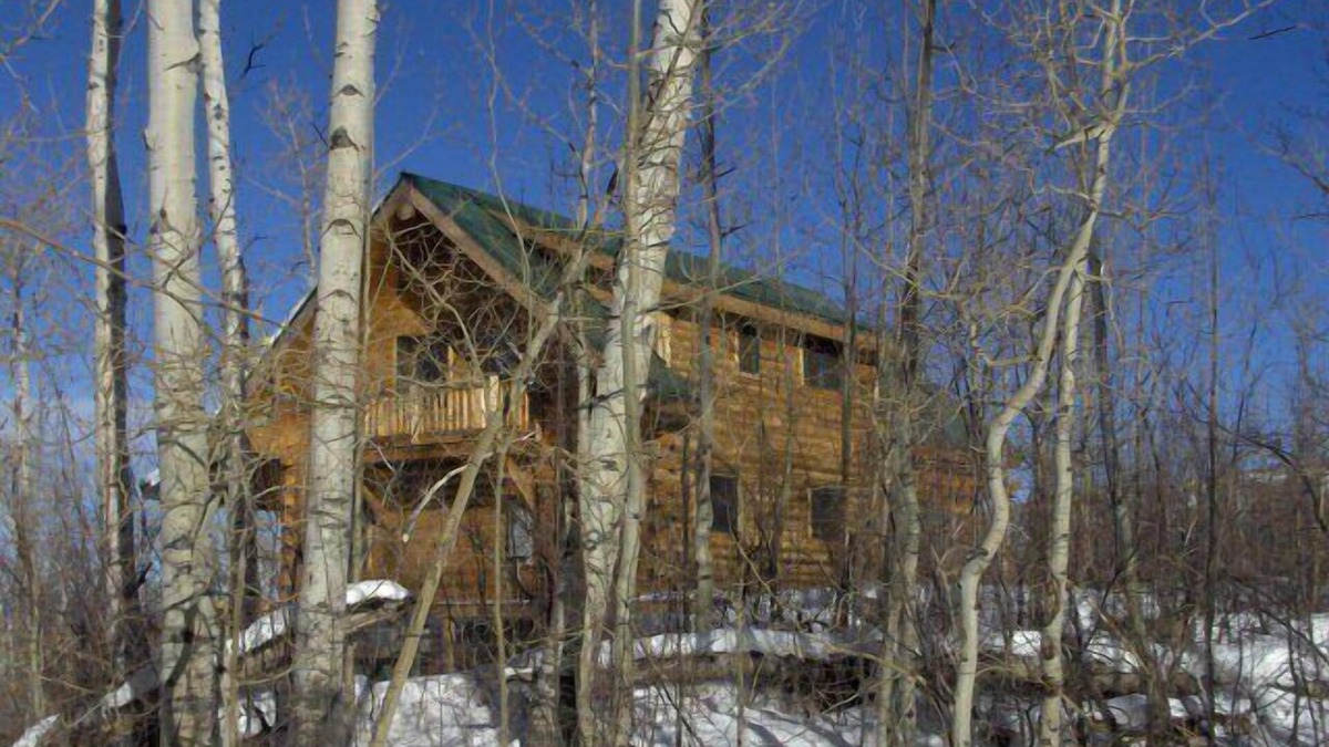 Mesa Cabin | Cabin at Powderhorn Ski Resort Gateway to the Grand Mesa 4 bedrooms sleeps 10