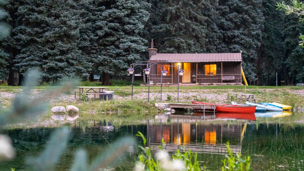 Bayfield House | Cabin at Vallecito Lake with Hot Tub!