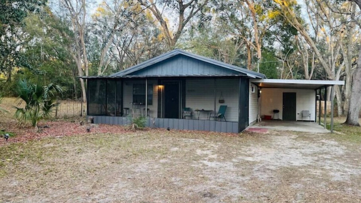 Altoona House | Cabin Getaway near Alexander Springs & Astorn