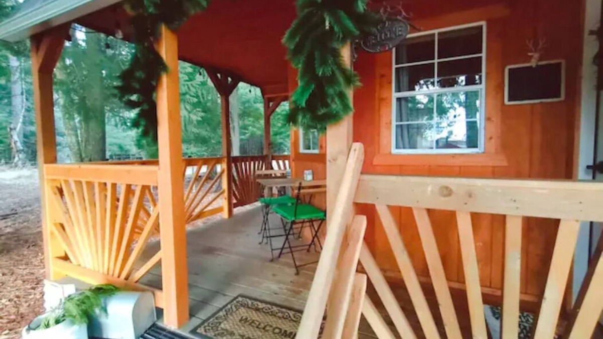 Sandpoint Cabin | Cabin in the Cedars.Close to Lake,Town & Mountain
