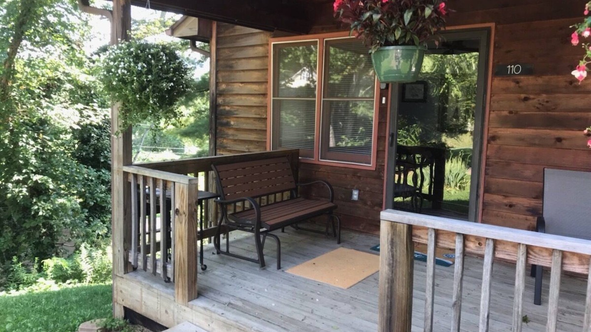 Burnsville House | "Cabin in the City" available for your pleasure. Walk to Downtown Burnsville.