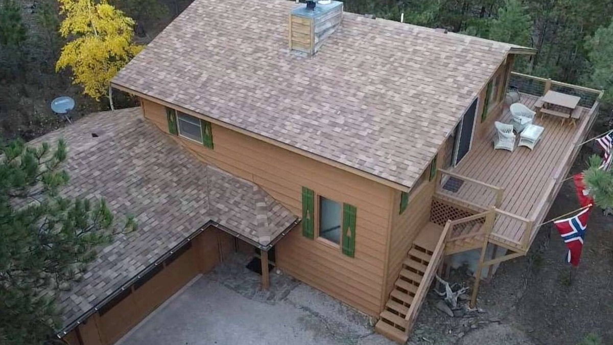 Rapid City Cabin | Cabin nestled in the Pines near Lake Pactola! ATV trails! Mt Rushmore! WI-FI