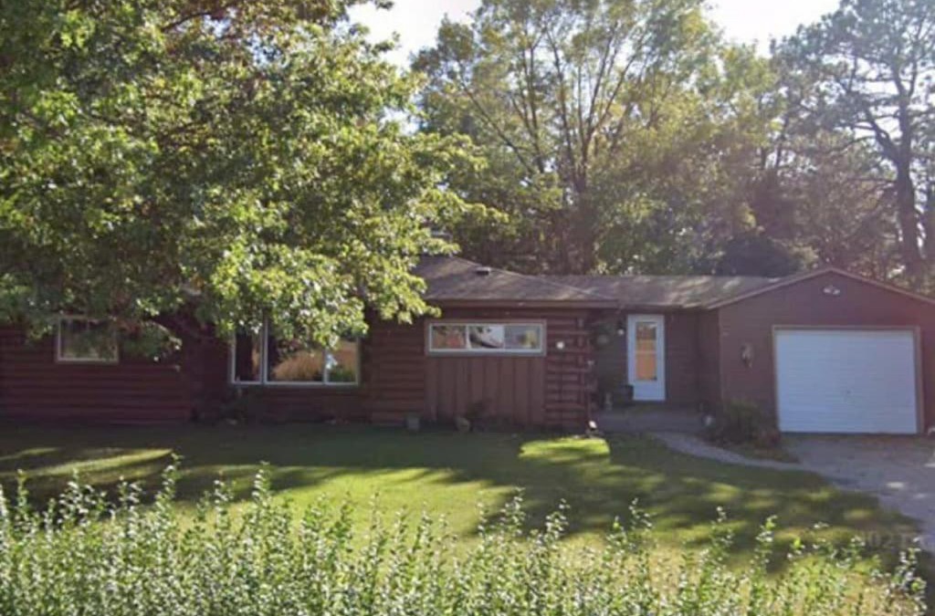 Hampton House | Cabin on Beeds Lake