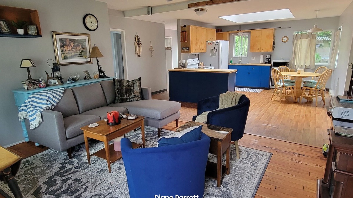 Grapeview Cabin | Cabin, remodeled, 3 bedrooms,1 blk to Mason Lake with views of Olympic Mtns.