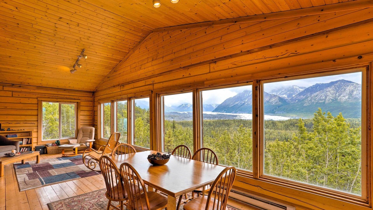 Sutton Cabin | Cabin w/Glacier Views: Walk to Matanuska River!