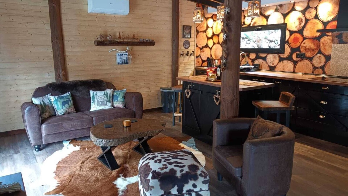 San Bartolome de Tirajana Cabin | Cabin with jacuzzi in its 800 meter private land with fruit trees.