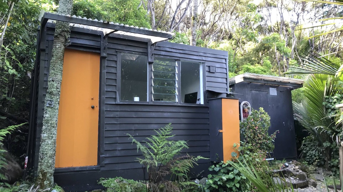 Tuateawa Cabin | Cabins in the bush. Sea views and abundant native bird life.