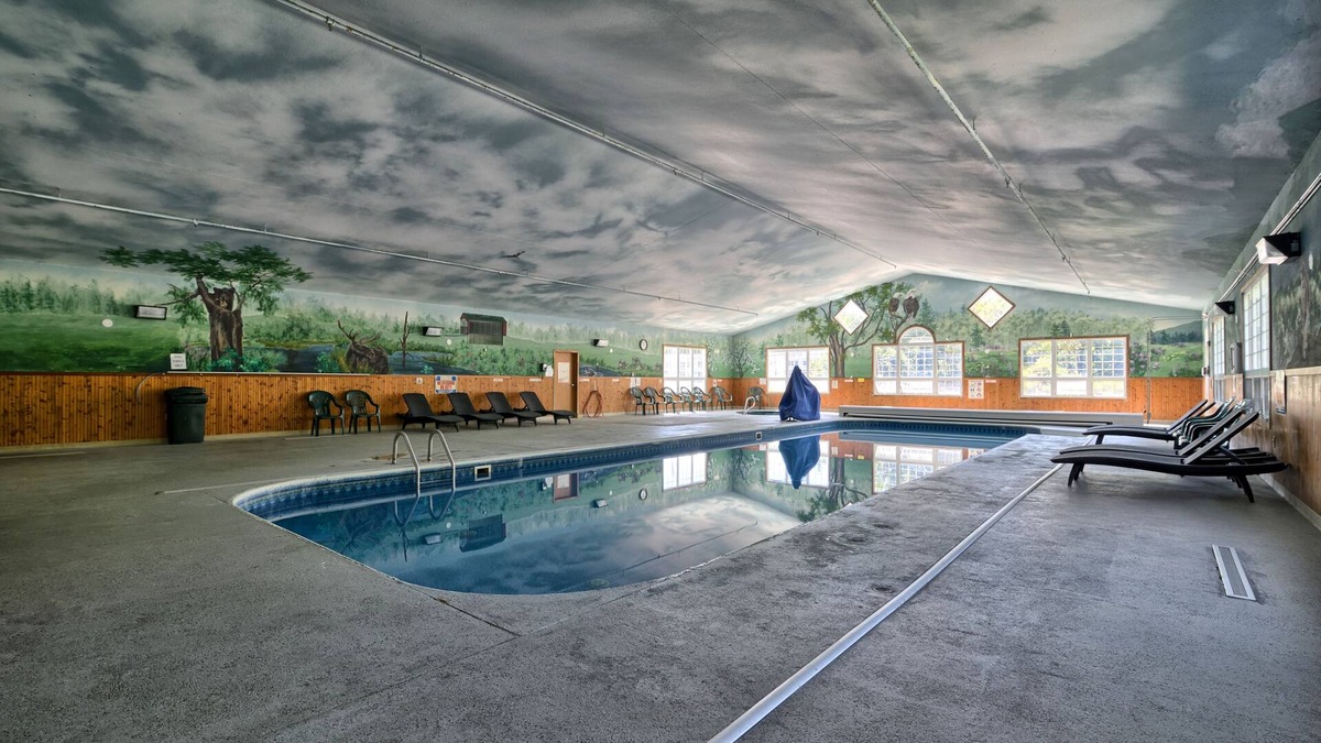 Lancaster Hotel | Cabot Inn & Suites