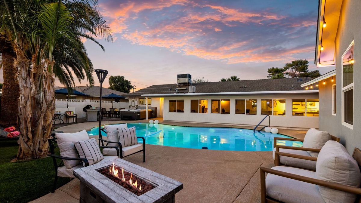 Village Grove House | Cactus Oasis Vacation Rental | 4-BR House great for Bridal & Corp events, Scottsdale | Casita Heated Spa & Pool Sun & Game Room – Ask about the optional Casita!