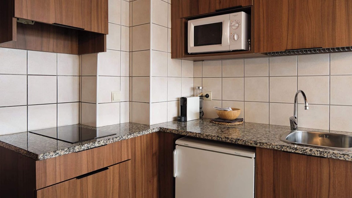 Age House | Cal Marrufes