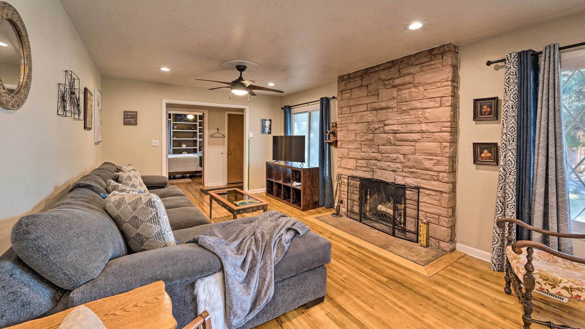 Caldwell House | Caldwell Home with Pool, Gas Grill & Fire Pit!