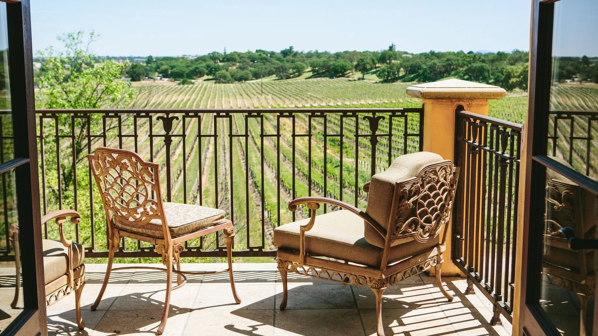 Paso Robles Bed & Breakfast | CaliPaso Winery