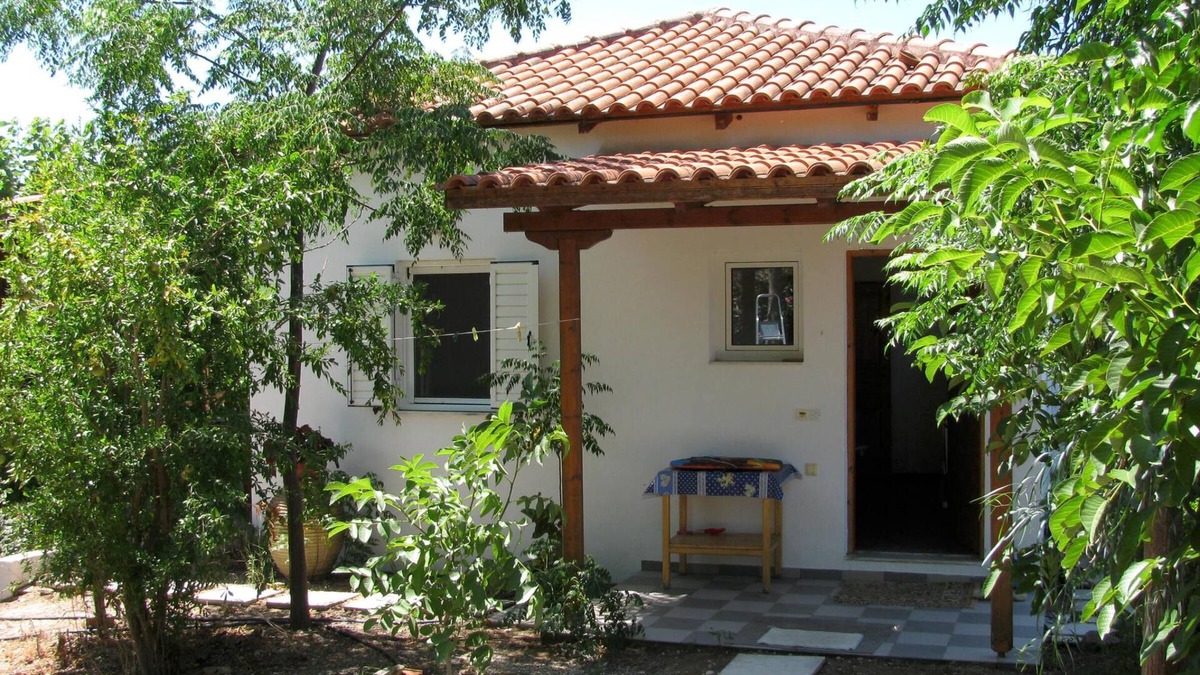 Kakovatos House | Calm located, amid an olive grove, close to the beach, wifi | holiday house Ilia