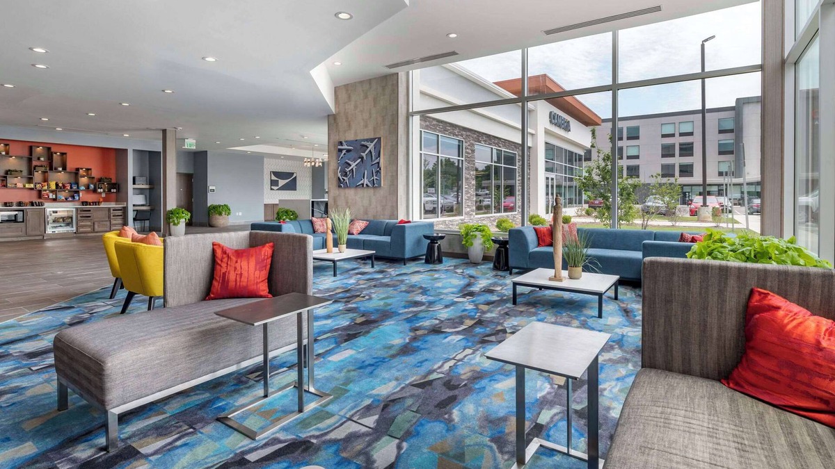 Larkwood Hotel | Cambria Hotel Nashville Airport