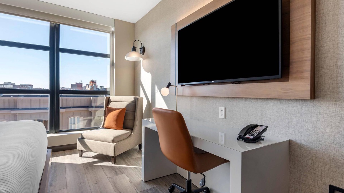 East Bayside Hotel | Cambria Hotel Portland Downtown-Old Port