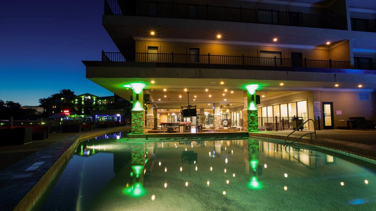 Lake Ozark Resort | Camden on the Lake Resort & Spa