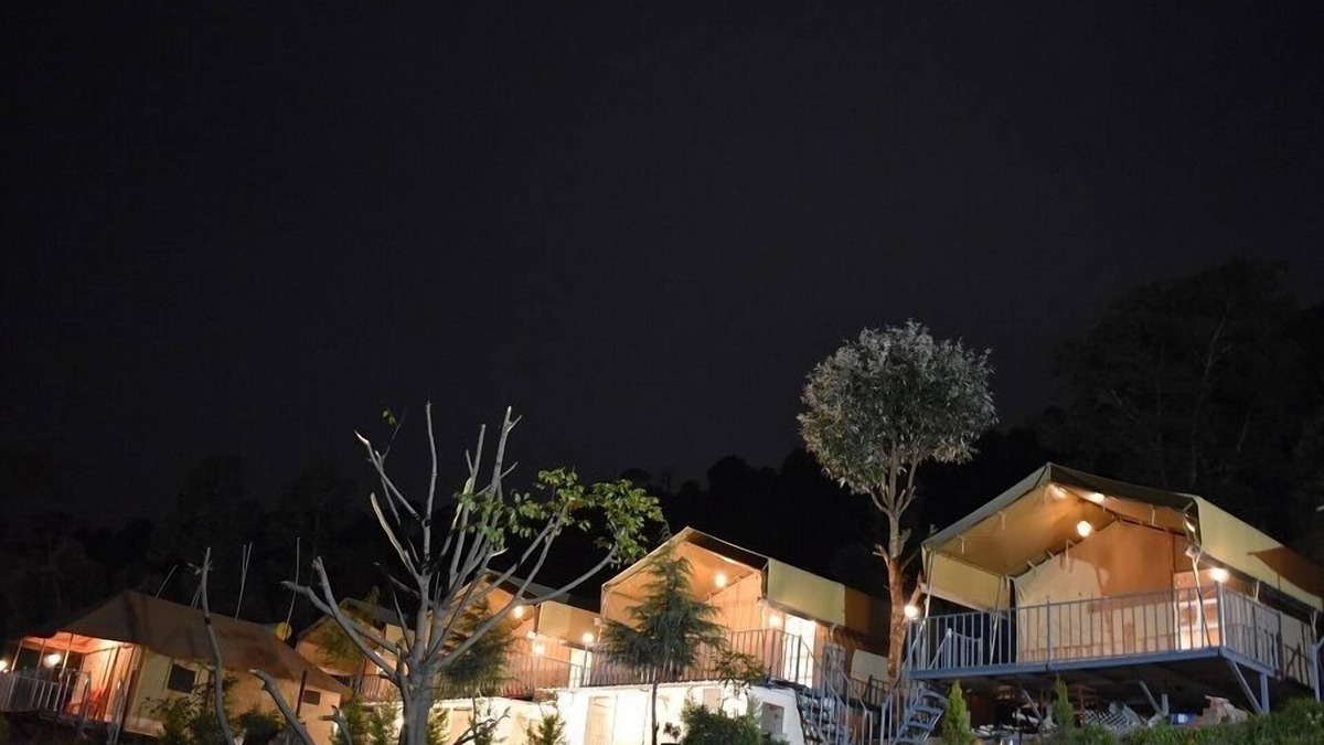 Bir House | Camp Cedar