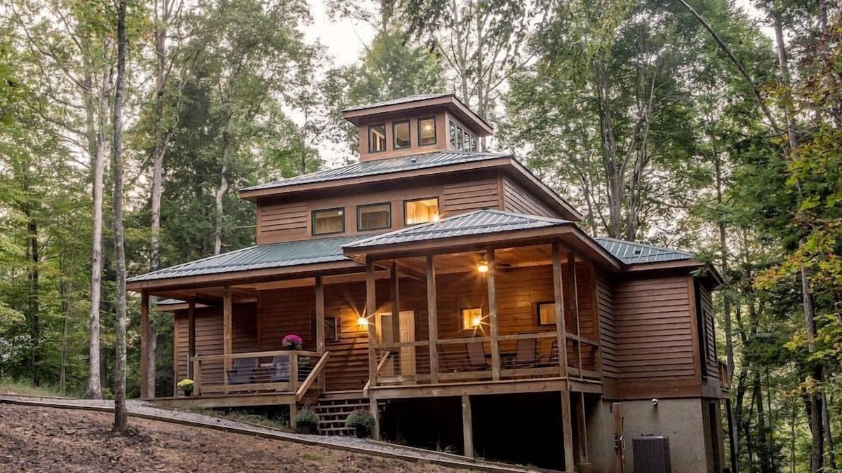 Victor Cabin | Camp McComas SUMMER SPECIALS Message Us National Park Access