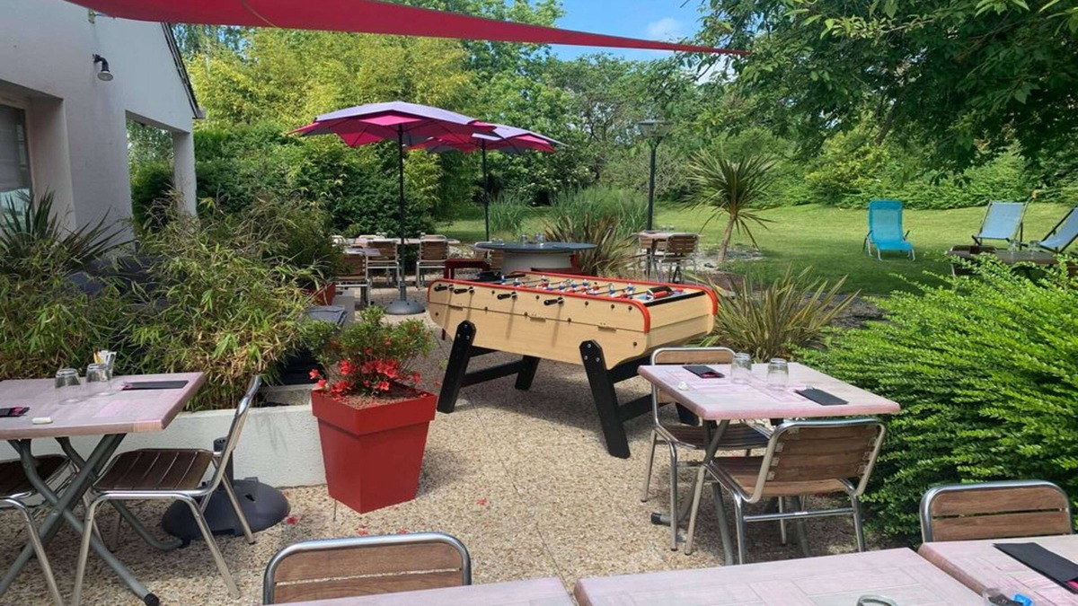 Mondeville Hotel | Campanile Caen Mondeville