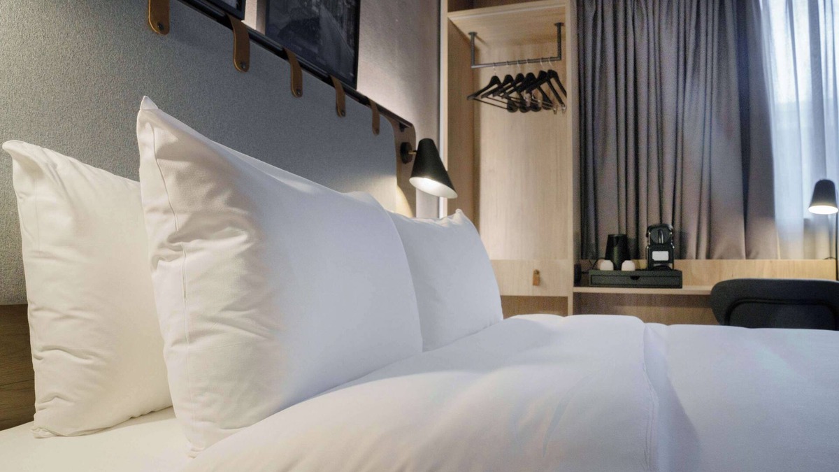 Gennevilliers Hotel | Campanile NATURE - Paris Ouest Gennevilliers Port