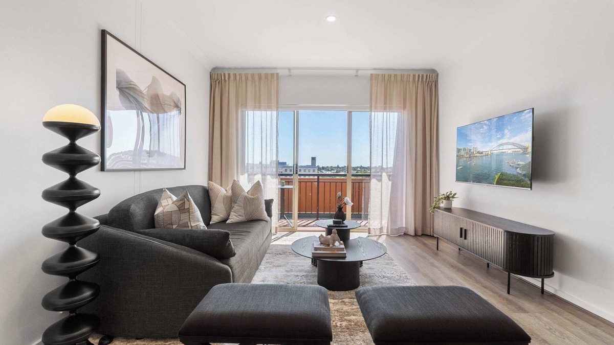 Newtown Apartment | Camperdown Cozy Corner 10