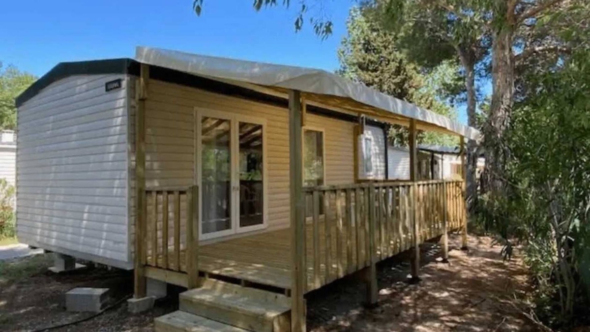 Villeneuve-les-Maguelone House | Camping 2 étoiles - Piscine - ccb0fei