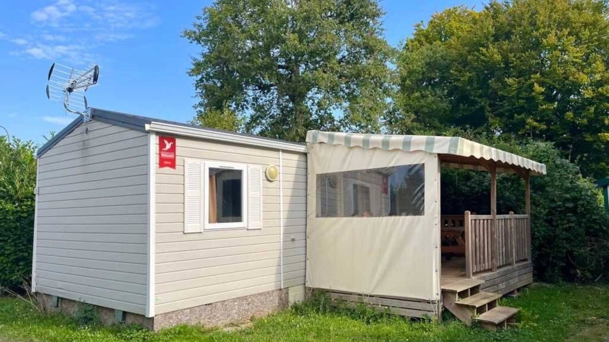 Angicourt House | Camping 2 étoiles - ccbabhg