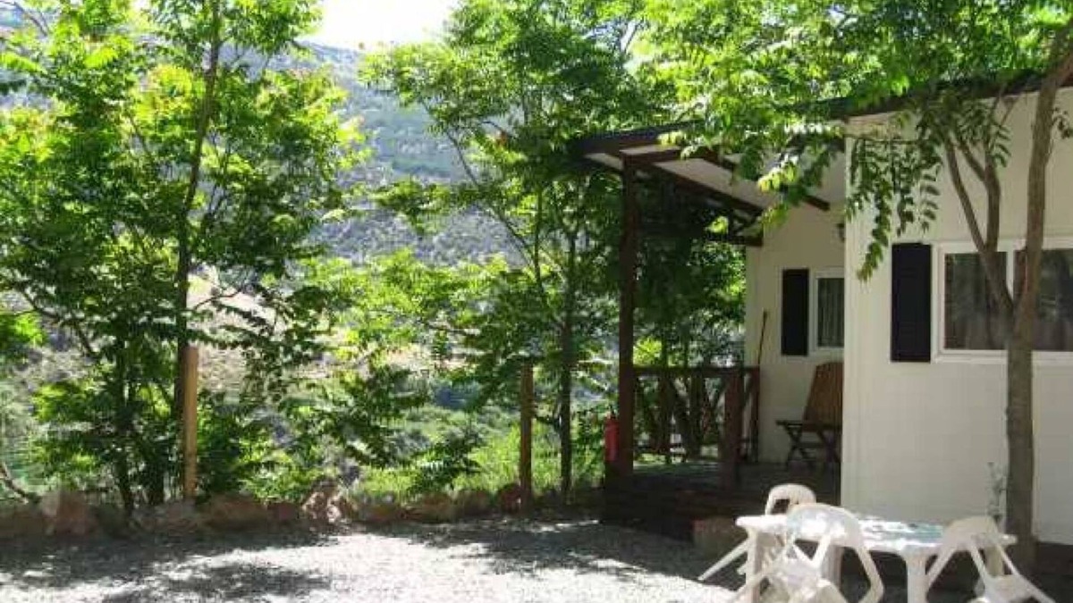 Trevelez House | Camping 2 étoiles - Piscine - eec0af