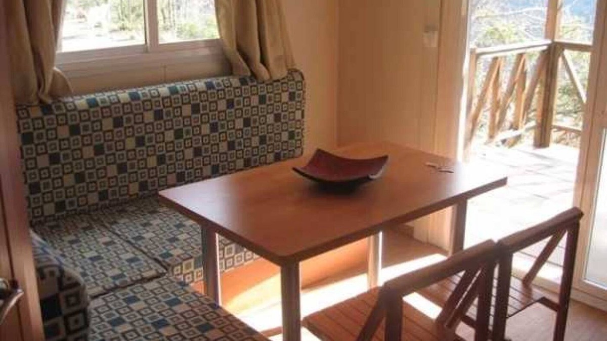 Trevelez House | Camping 3 étoiles - Piscine - eec0b0