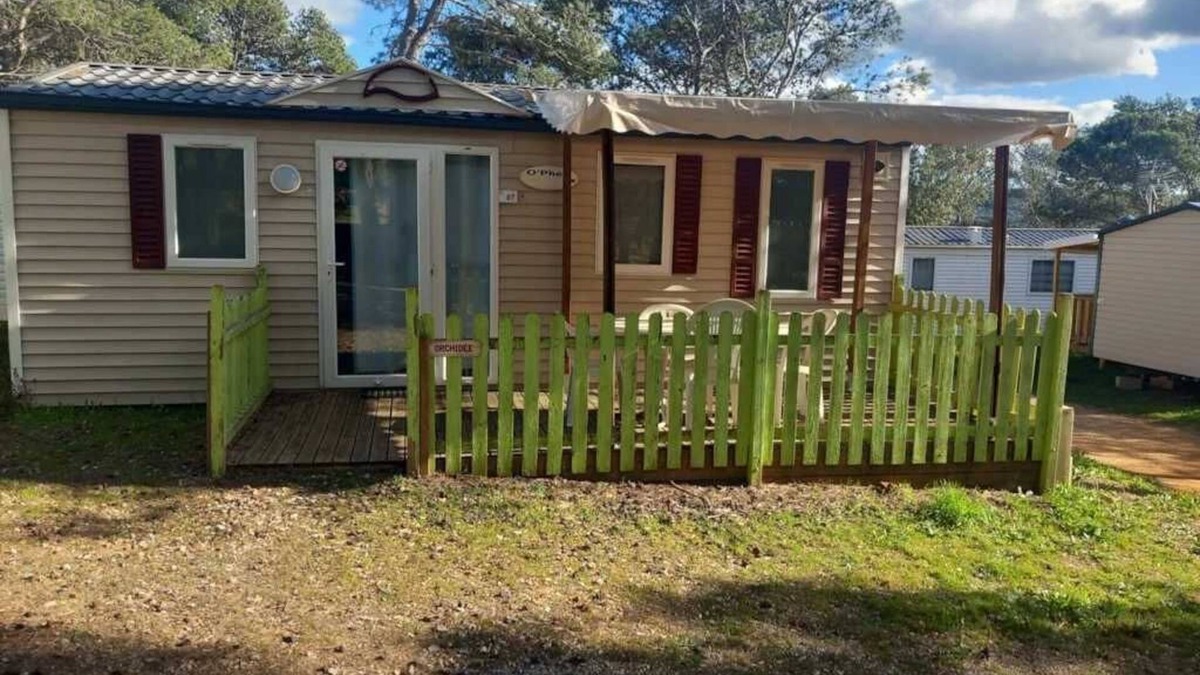Fabrezan House | Camping 3 étoiles - Piscine - ccb0ffe