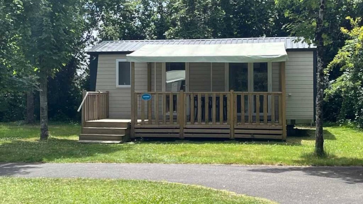 Saulieu House | Camping 3 étoiles - Piscine - ccahich
