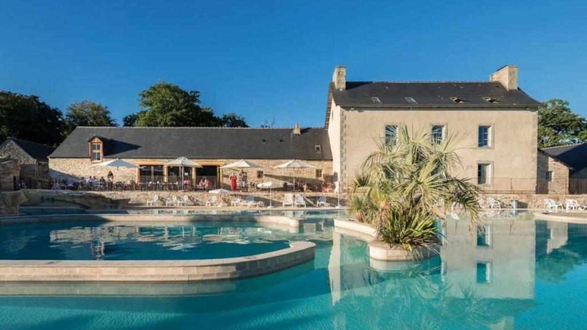 Quimper House | Camping 5 étoiles - Parc aquatique - eebidc