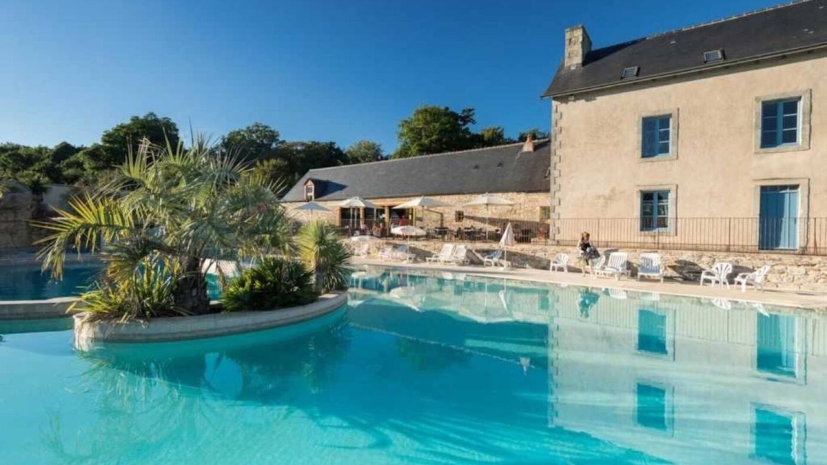Quimper House | Camping 5 étoiles - Piscine - ccaaage