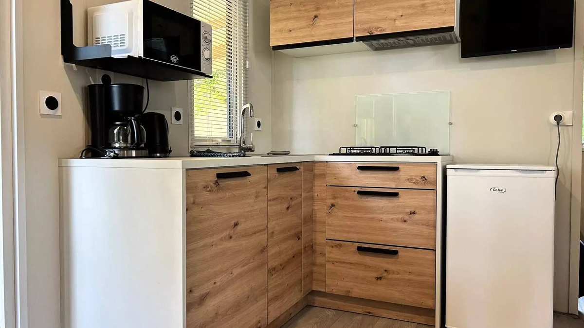 Paray-le-Monial House | Camping Au Bon Lieu * - Mobile Home CAPUCINE - 2 bedrooms for 6 people