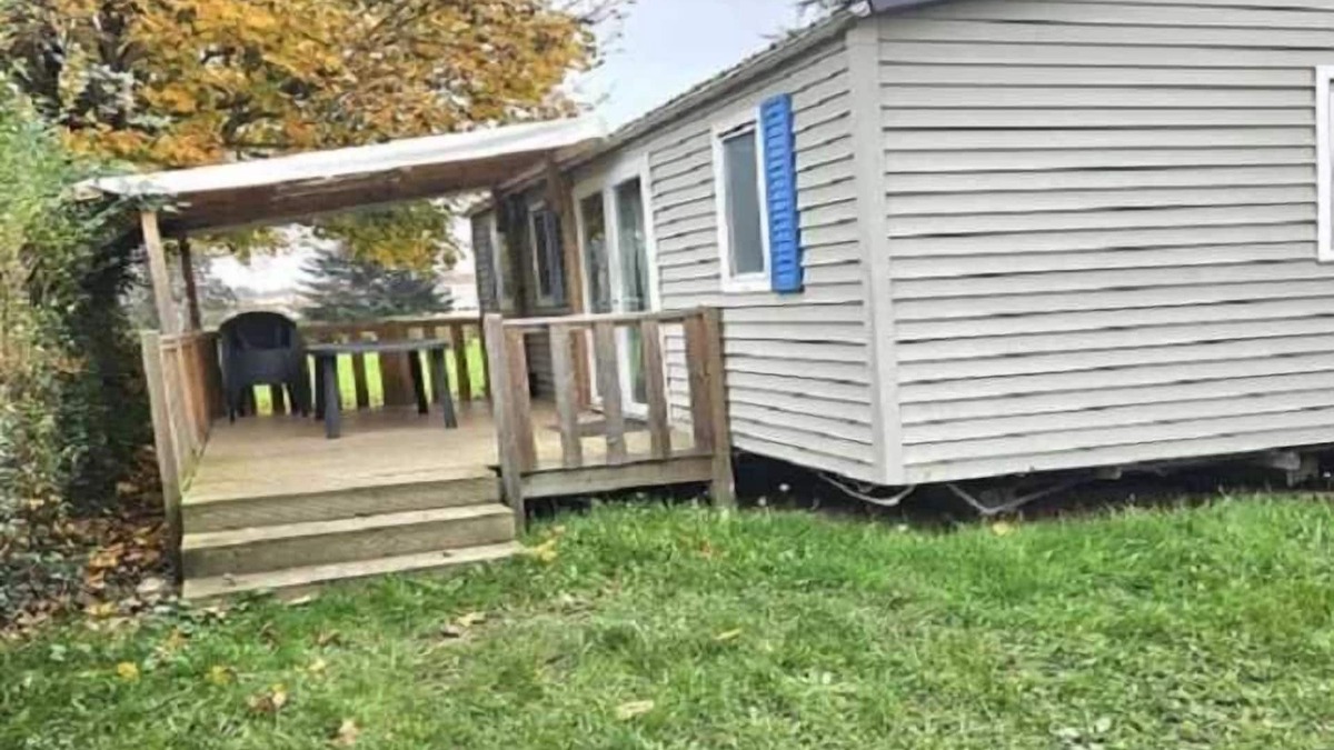 Charlieu House | Camping - ccbbcad - Three Bedroom Apartment, Sleeps 6