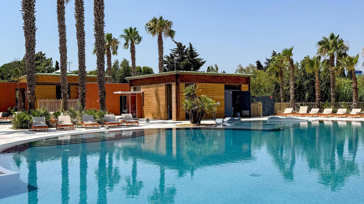 Sainte-Marie-la-Mer Hotel | Camping du Pas Del Fang