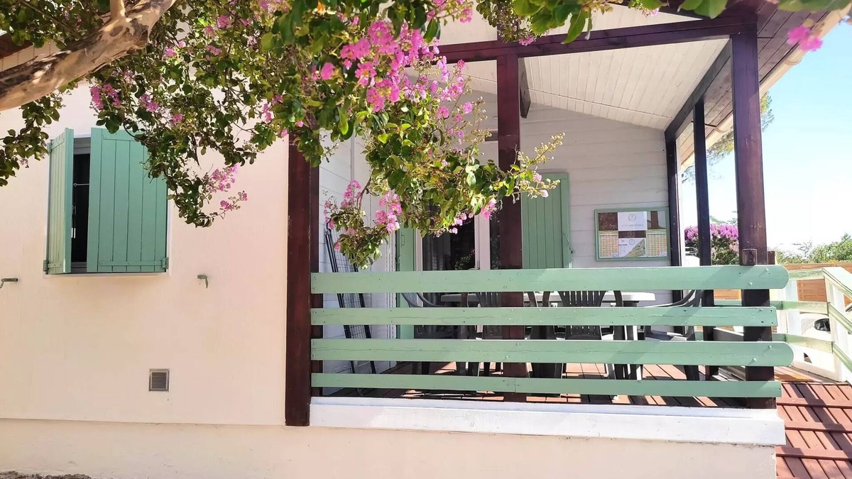 Massillargues-Attuech Villa | Camping l'Olivier * - Gîte Prestige 3 bedrooms 6 people