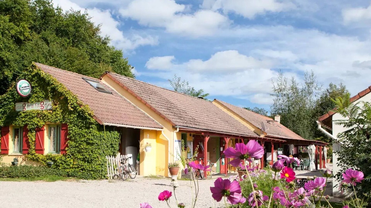 Saint-Leger-de-Fougeret Ski Chalet | Camping LA FOUGERAIE * - Chalet 5 people