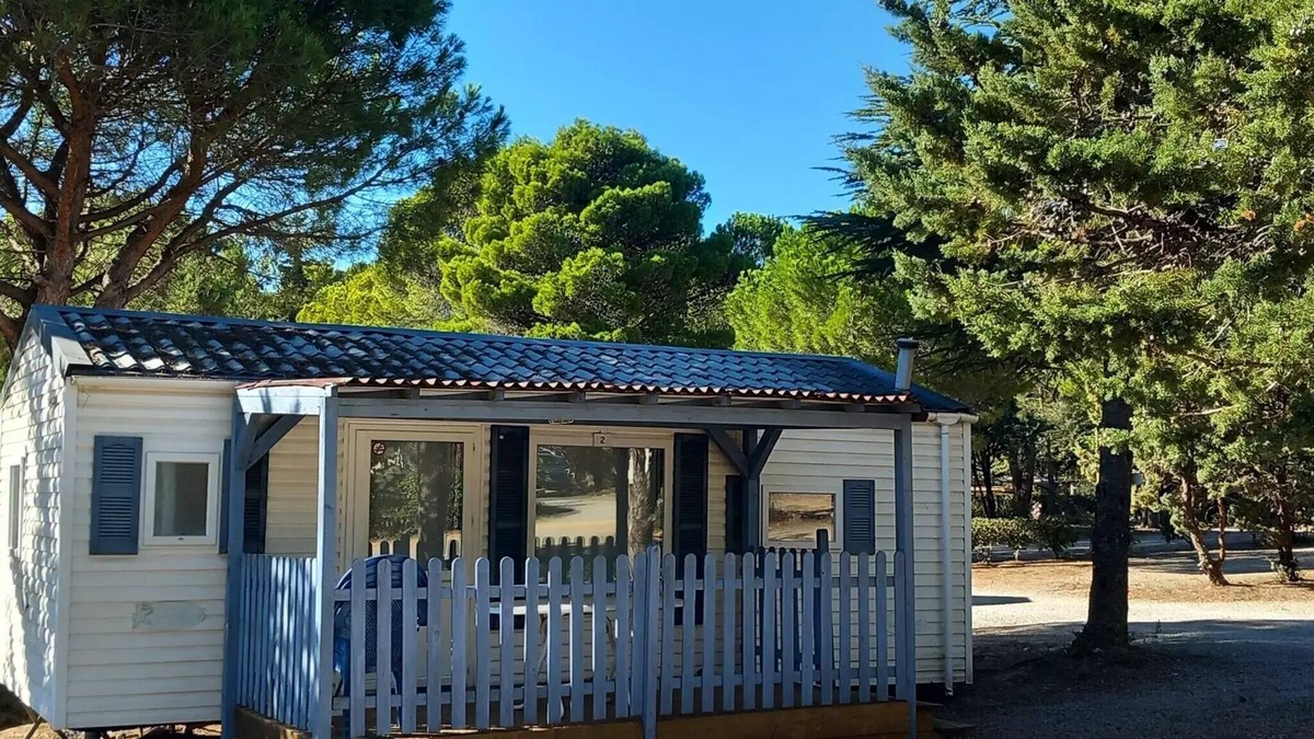 Fabrezan House | Camping Le Pinada * - Mobil Home BLUEET, VIOLETTE, CAPUCINE - 2 bedrooms - 28m2 4 people