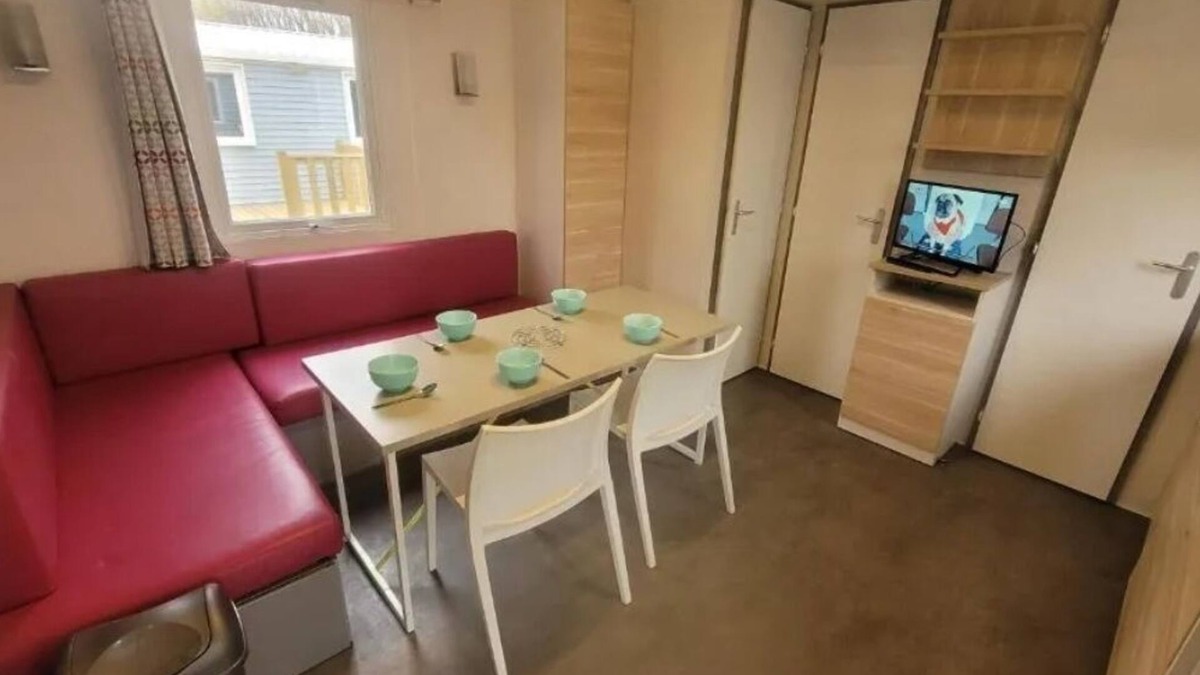 Bagnac-sur-Cele RV Rental | Camping Les Berges du Célé