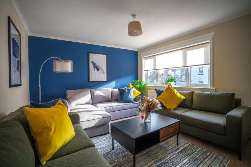 Livingston House | Camps Rigg Place