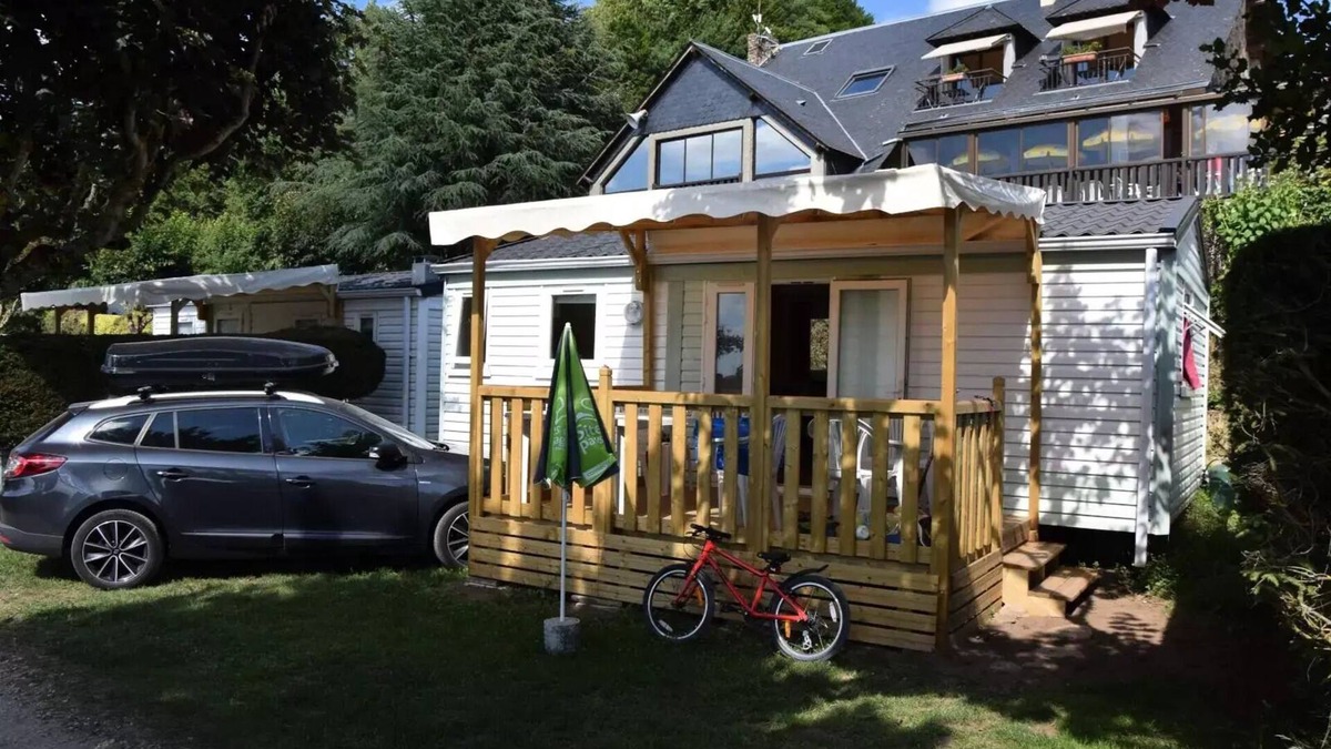 Salles-Curan House | Campsite Beau-Rivage * - Cottage EVASION (covered terrace) New 2024 4 to 5 people - 4 pers. included in the tariff