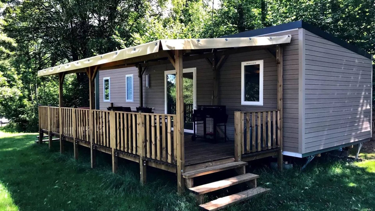 Saint-Theoffrey House | Campsite Flower Ser Sirant - Mobile Home Premium Lake View 4 Rooms 2 Bathrooms 6 People Air Conditioning