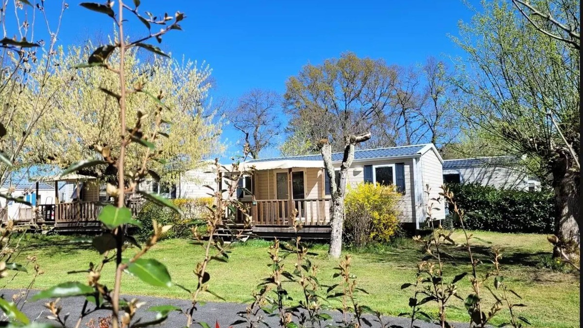 Neuvic House | Campsite Le Plein Air Neuvicois * - Mobile Home TRIO+ 39m² (3 bedrooms) 8 people