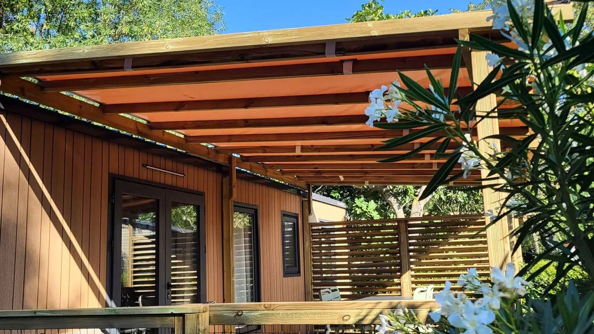 Mirepeisset House | Campsite Le Val de Cesse * - Mobile home PREMIUM 30m2 - 2 bedrooms - TV - dishwasher - air conditioning - covered terrace - 4 people