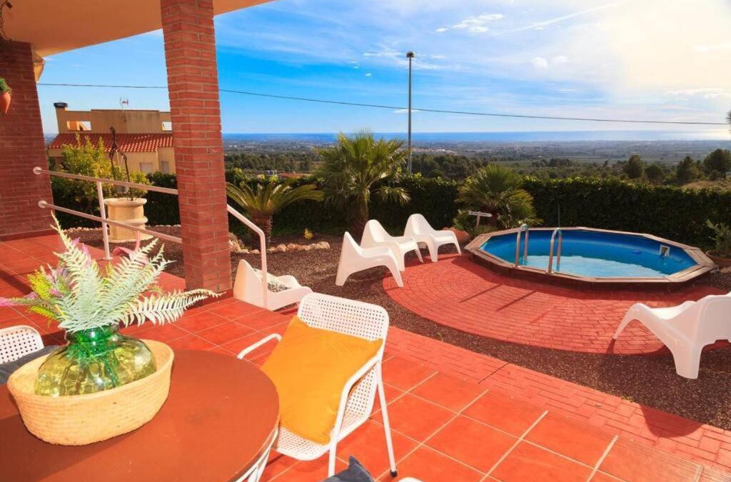 Riudecanyes Villa | Can Montclar - Preciosa casa cerca de Cambrils