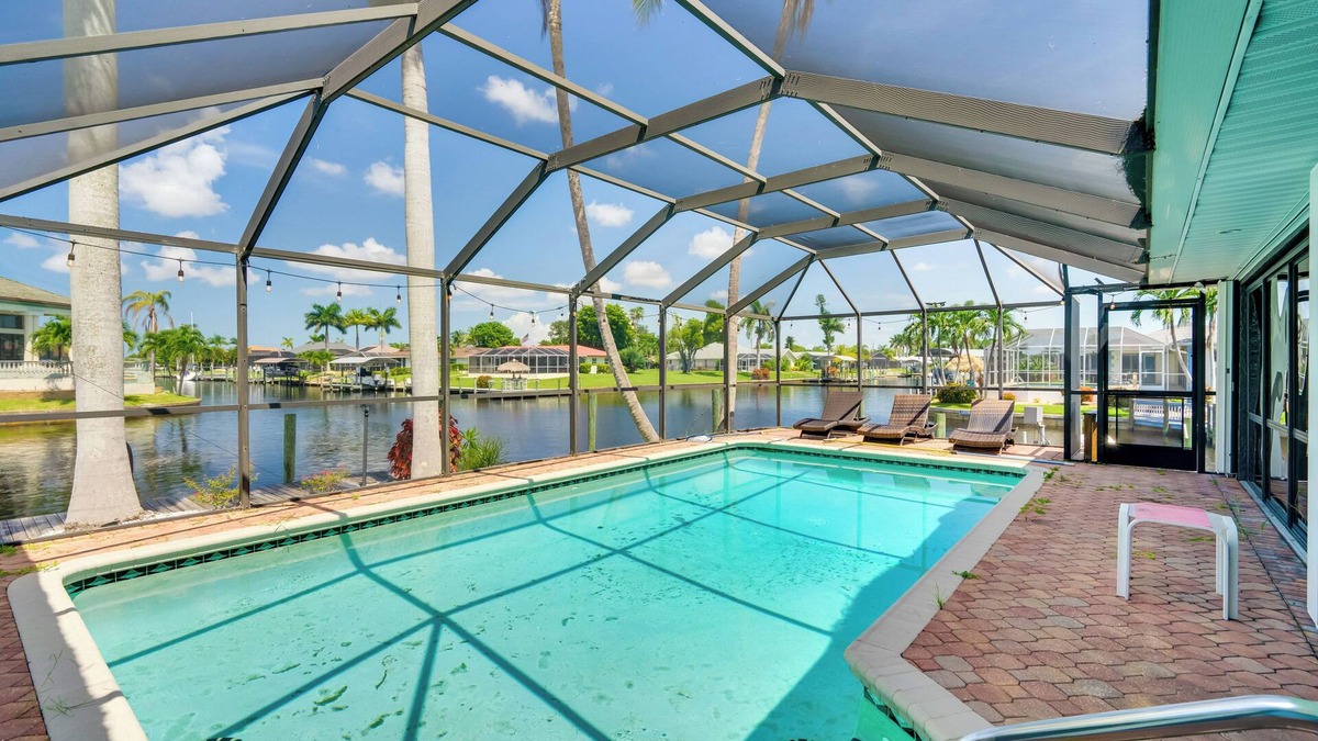 Fort Myers House | Canal-Front Gem w/Lanai & Dock in Cape Coral