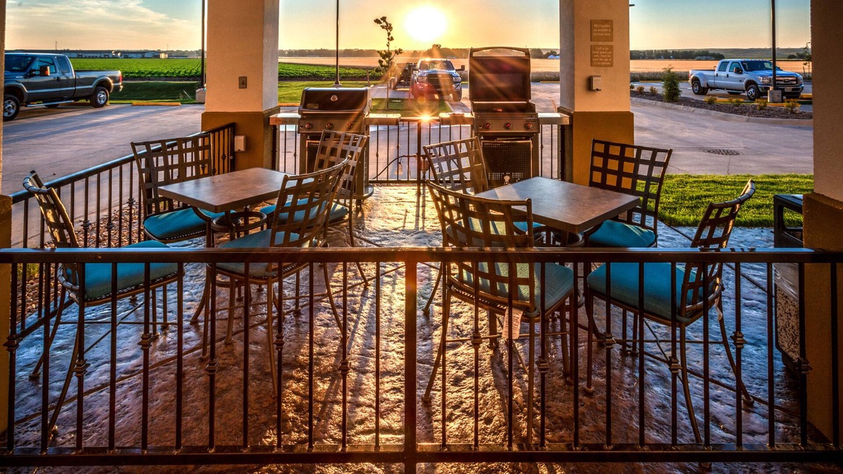 Sidney Hotel | Candlewood Suites Sidney by IHG