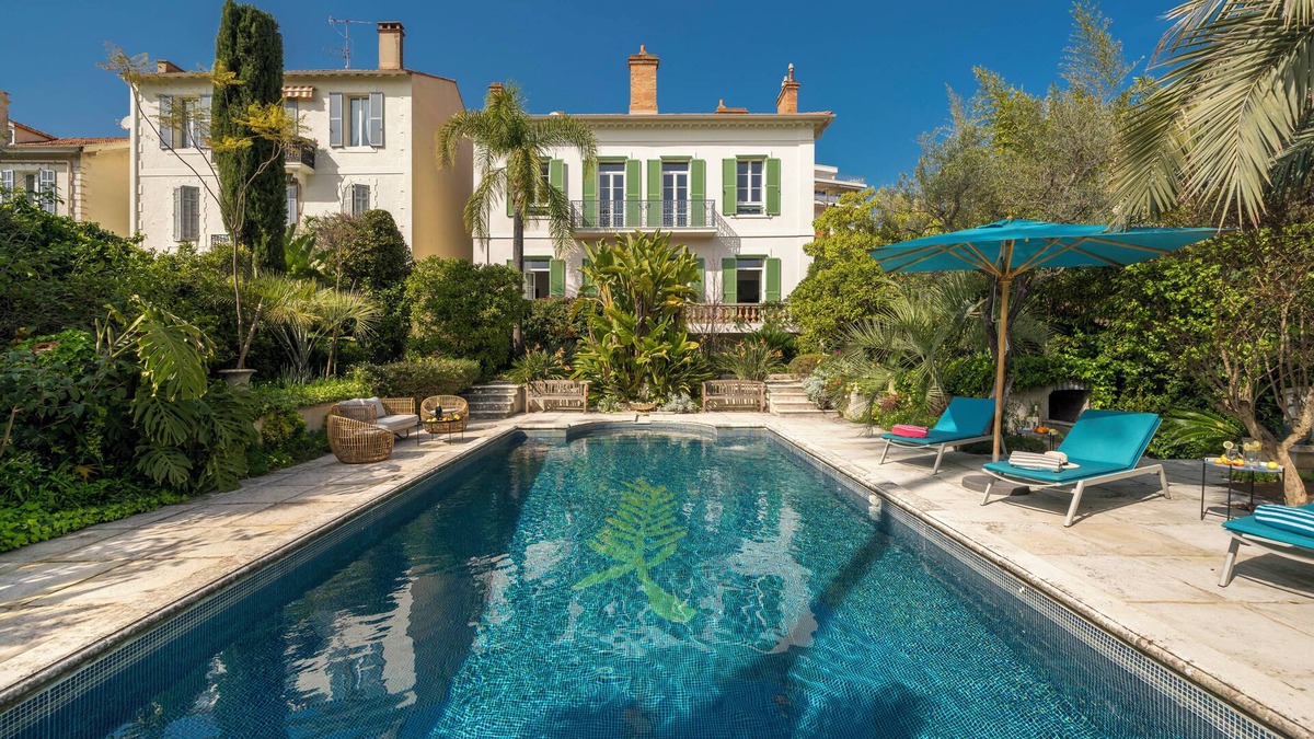 Prado - Republique House | Cannes center townhouse